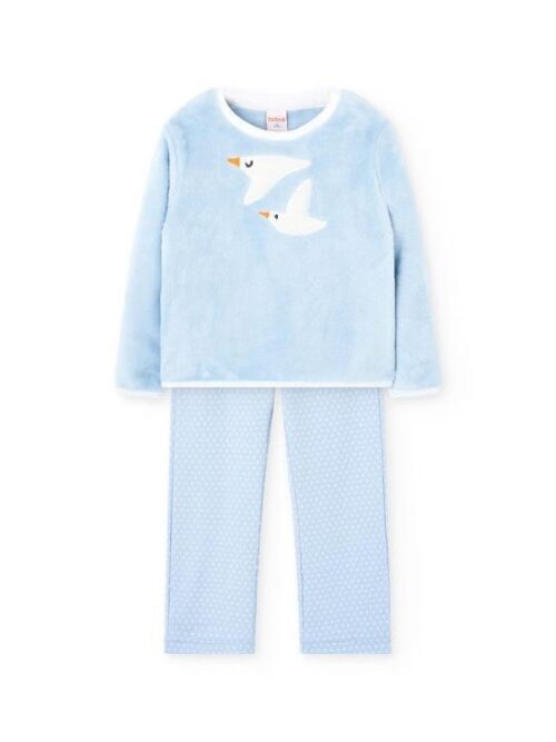 Conjunto de pijama para niños, compuesto por una camiseta de felpa azul claro con diseño de aves y pantalones azul claro con lunares. Ideal para mantener a los niños cómodos y abrigados durante la noche.